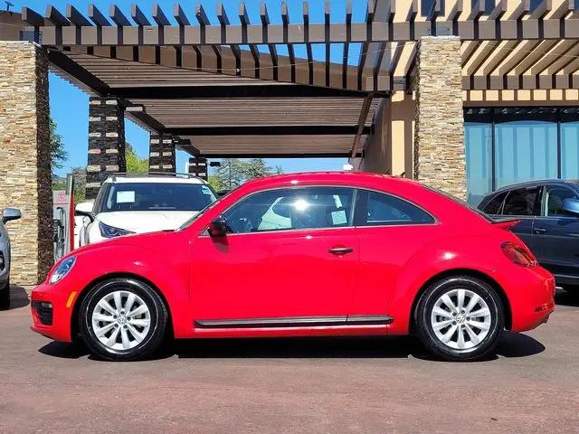 2018 Volkswagen Beetle 2.0T S