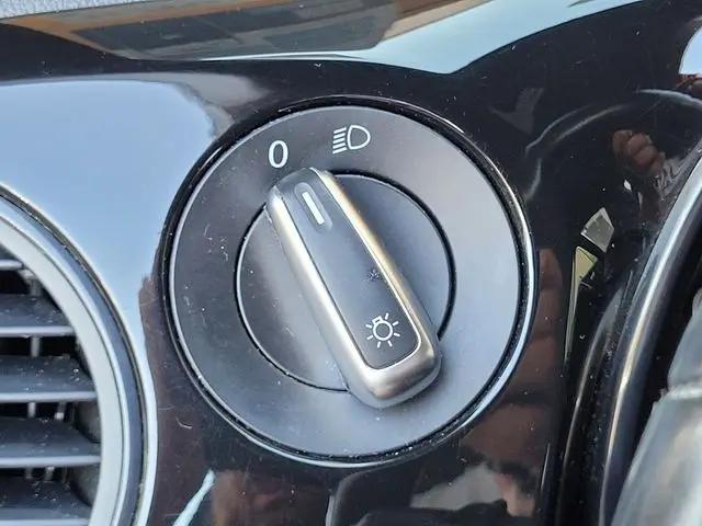 2018 Volkswagen Beetle 2.0T S