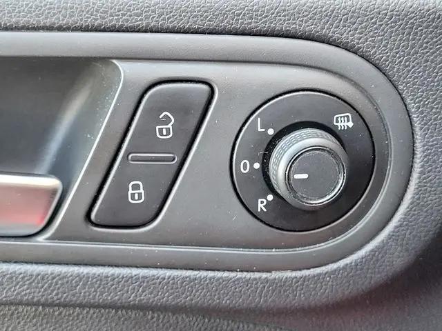 2018 Volkswagen Beetle 2.0T S