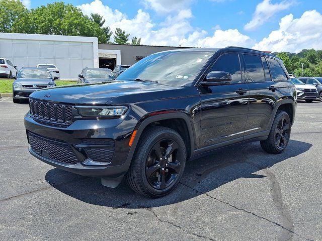 2023 Jeep Grand Cherokee Altitude X 4x4 2023 Jeep Grand Cherokee Altitude X 4x4
