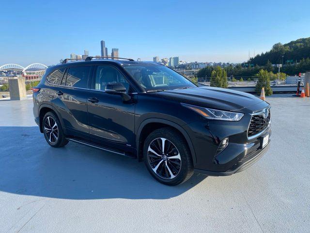 2023 Toyota Highlander Hybrid Limited for sale in Seattle, WA