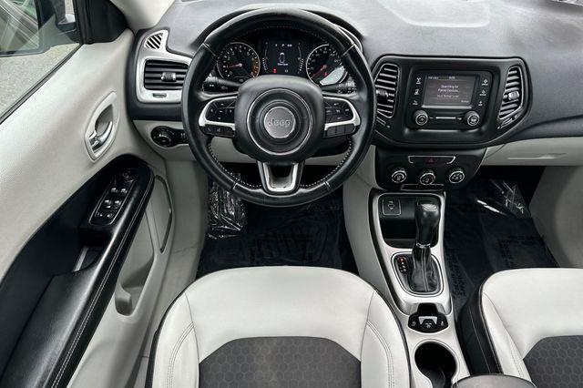 2017 Jeep Compass Latitude FWD