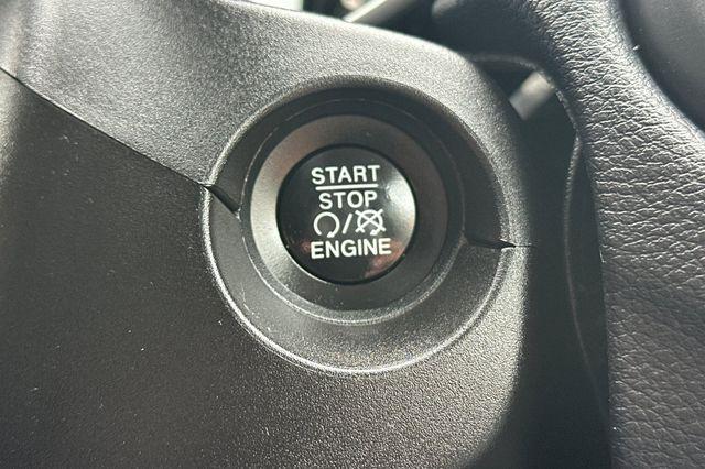2017 Jeep Compass Latitude FWD