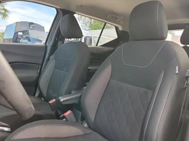 2020 Nissan Kicks S Xtronic CVT