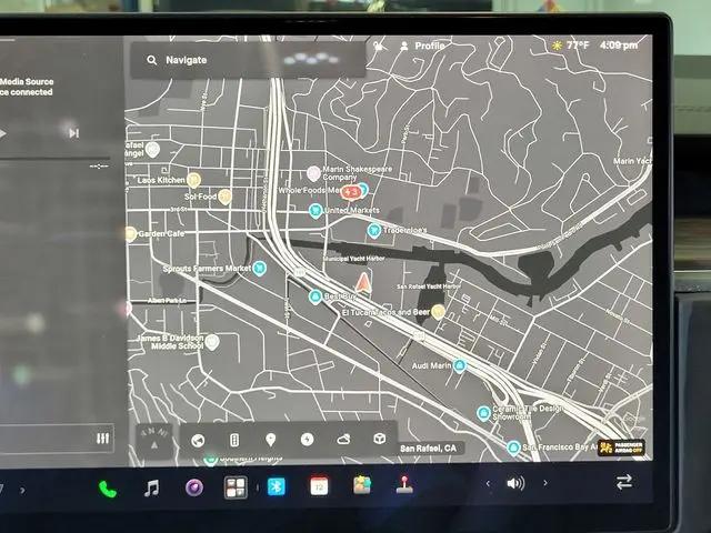 2022 Tesla Model X Dual Motor All-Wheel Drive