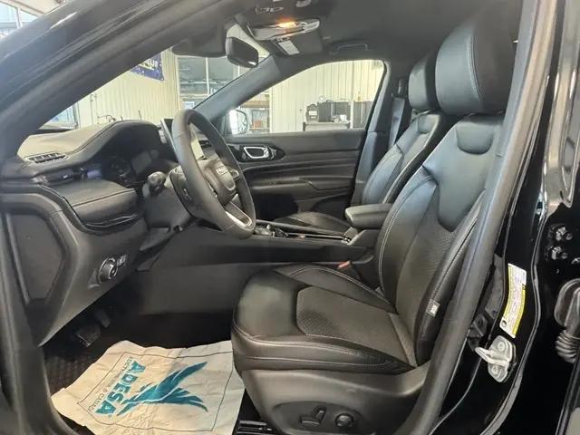 2023 Jeep Compass Altitude 4x4