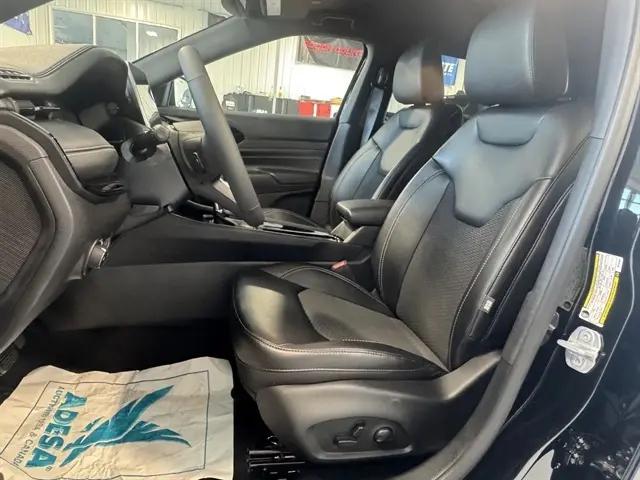 2023 Jeep Compass Altitude 4x4