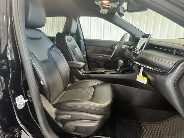 2023 Jeep Compass Altitude 4x4