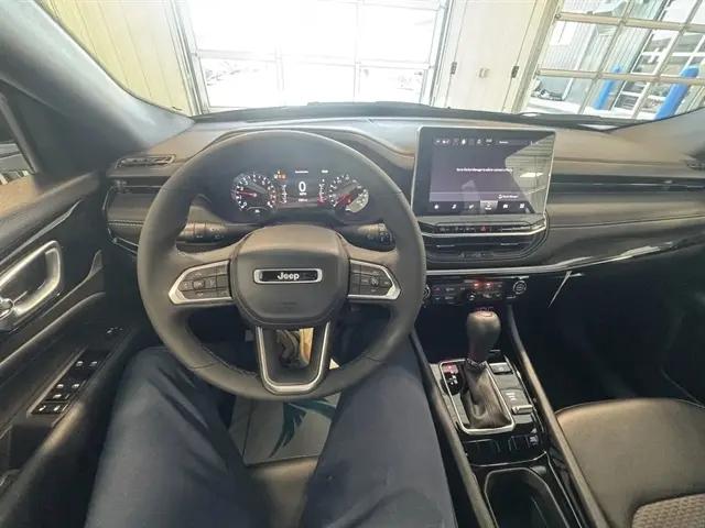 2023 Jeep Compass Altitude 4x4