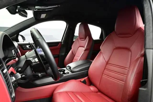 2023 Porsche Cayenne Turbo GT
