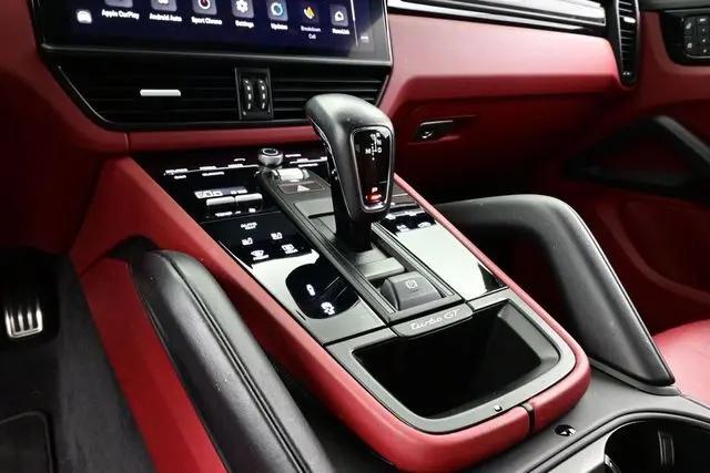 2023 Porsche Cayenne Turbo GT