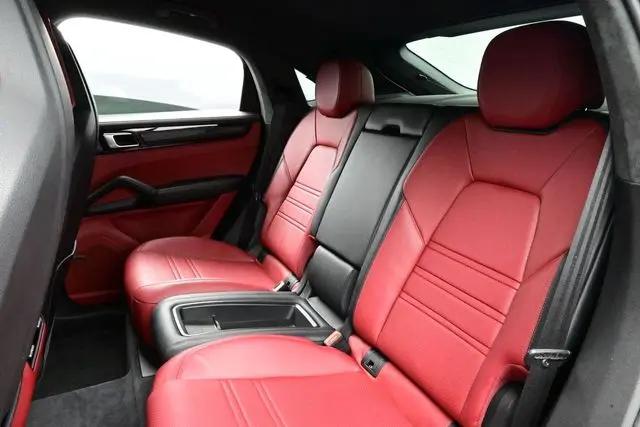 2023 Porsche Cayenne Turbo GT