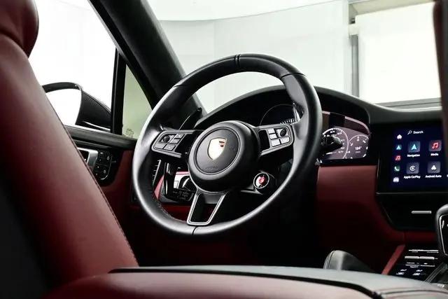 2023 Porsche Cayenne Turbo GT