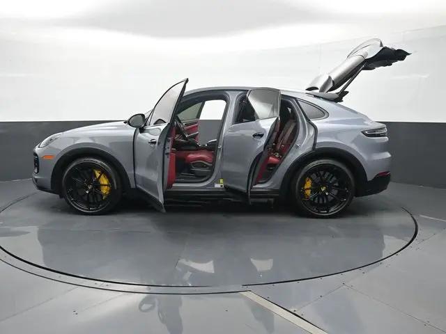 2023 Porsche Cayenne Turbo GT