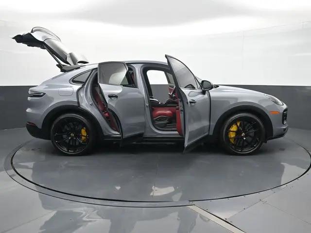 2023 Porsche Cayenne Turbo GT