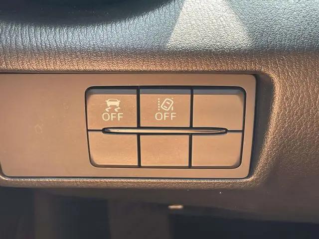 2021 Mazda MX-5 Sport