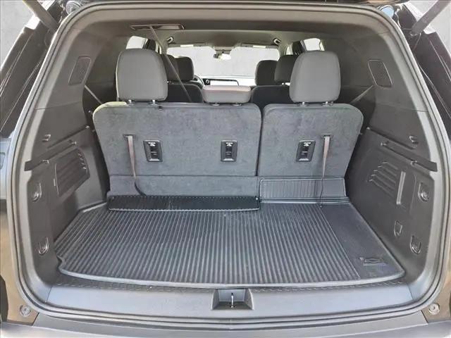 2025 Chevrolet Traverse FWD LT