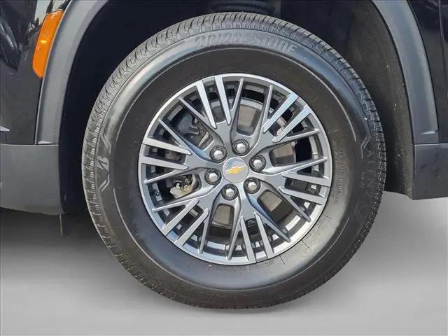 2025 Chevrolet Traverse FWD LT