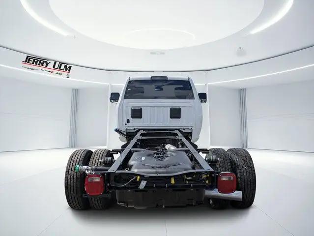 2026 Ram 3500 Tradesman/Big Horn