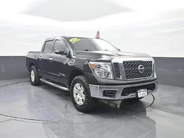 2017 Nissan Titan SV for sale in Front Royal, VA