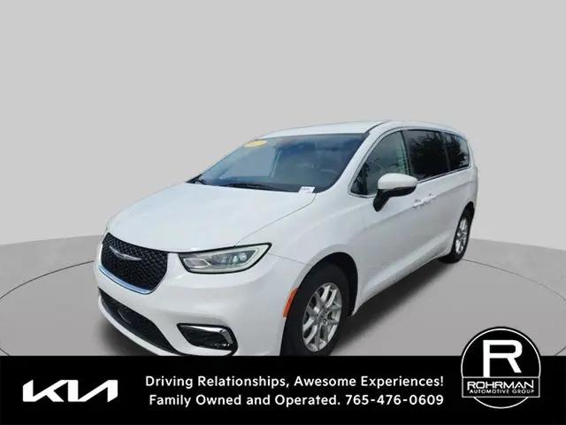 2023 Chrysler Pacifica Touring L for sale in Lafayette, IN