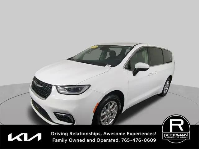 2023 Chrysler Pacifica Touring L for sale in Lafayette, IN