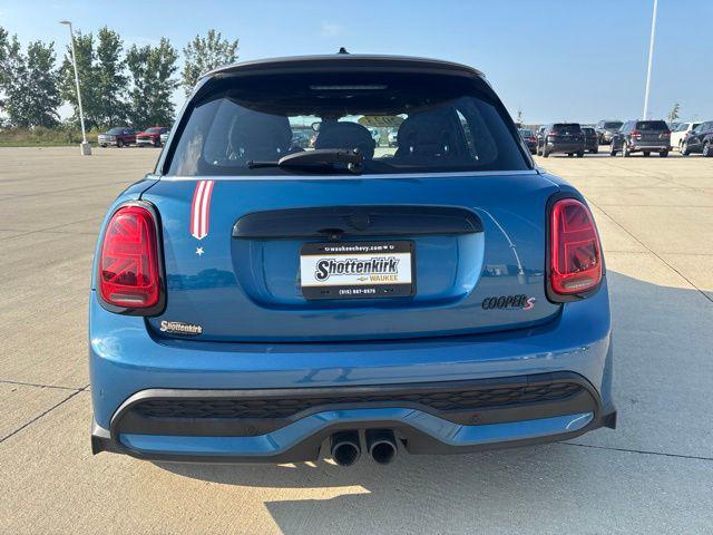 2023 MINI Hardtop Cooper S