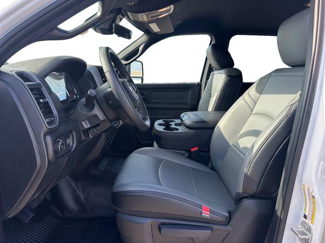 2026 Ram 3500 Tradesman/Big Horn
