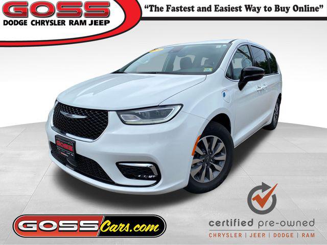 2024 Chrysler Pacifica Hybrid Select for sale in South Burlington, VT