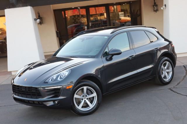 2017 Porsche Macan Unknown
