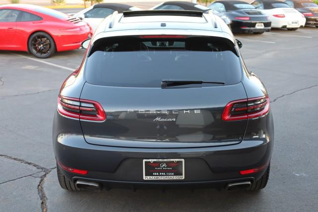 2017 Porsche Macan Unknown