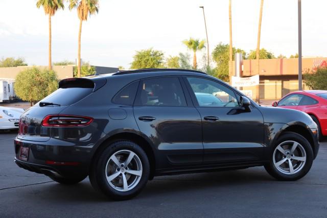 2017 Porsche Macan Unknown