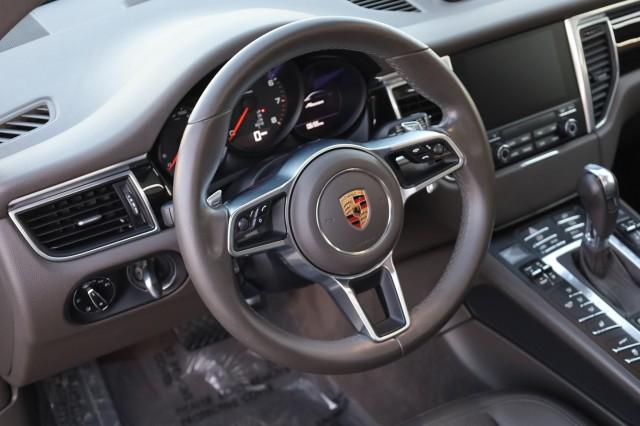 2017 Porsche Macan Unknown