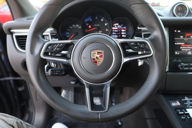2017 Porsche Macan Unknown