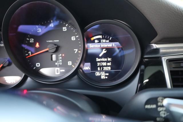 2017 Porsche Macan Unknown