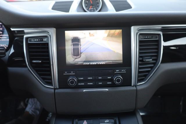 2017 Porsche Macan Unknown