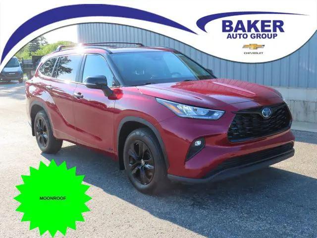 2024 Toyota Highlander Hybrid XLE for sale in Cadillac, MI