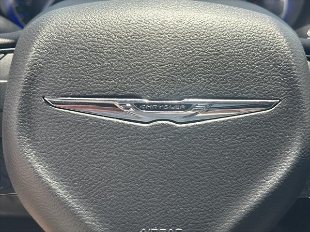 2023 Chrysler Pacifica Limited AWD