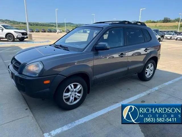 2008 Hyundai Tucson SE for sale in Dubuque, IA