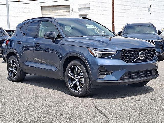 2026 Volvo XC40 Core, B5 AWD Gas (mild hybrid), Dark for sale in Allentown, PA