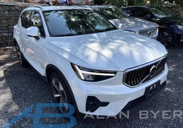2023 Volvo XC40 B5 Plus Bright Theme for sale in Syracuse, NY