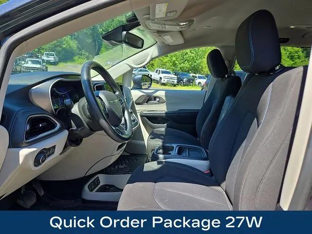 2021 Chrysler Pacifica Touring AWD