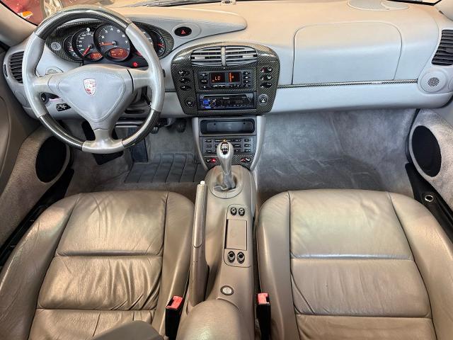 2001 Porsche 911 Carrera