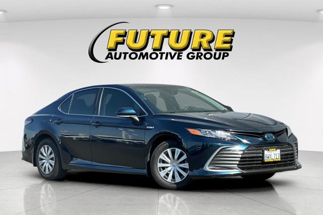 2021 Toyota Camry LE Hybrid for sale in Clovis, CA