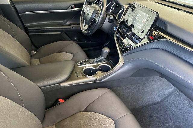 2021 Toyota Camry LE Hybrid