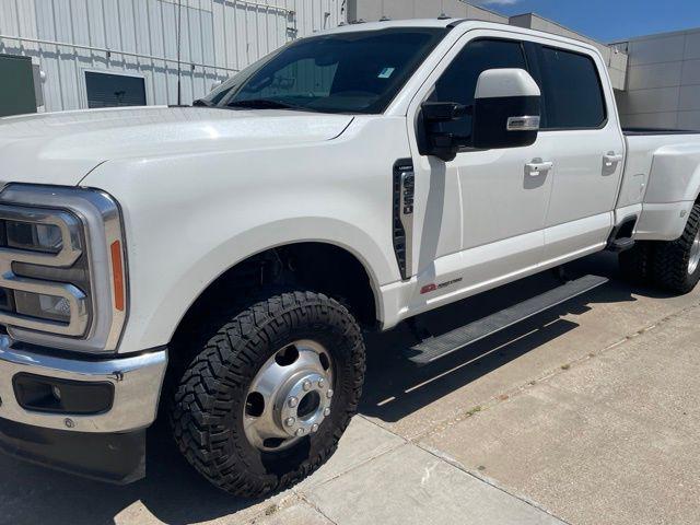 2023 Ford F-350 LARIAT for sale in Whitesboro, TX