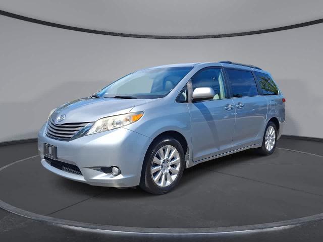 2013 Toyota Sienna XLE 7 Passenger for sale in Eatontown, NJ