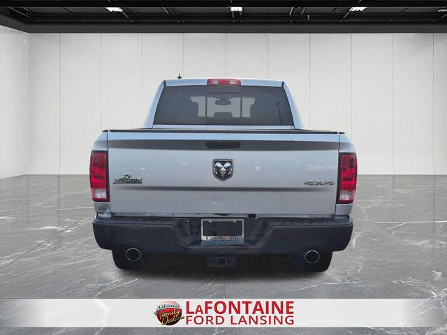 2017 Ram 1500 Big Horn Crew Cab 4x4 5'7" Box