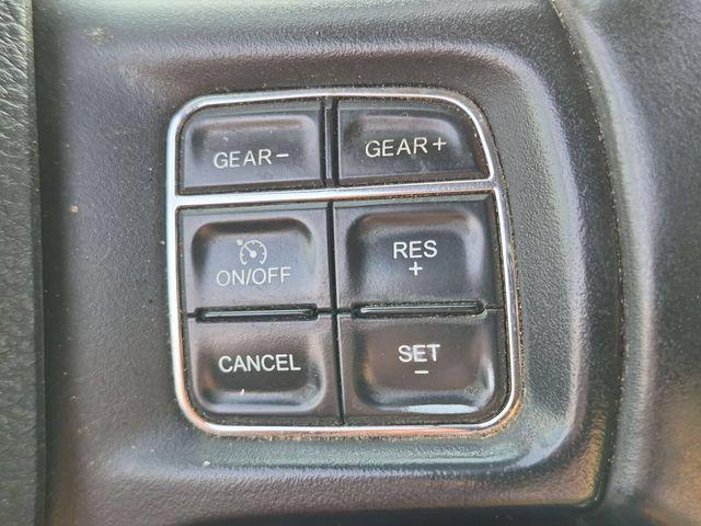 2017 Ram 1500 Big Horn Crew Cab 4x4 5'7" Box