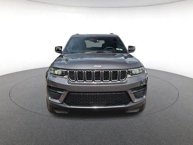2025 Jeep Grand Cherokee Laredo X 4x4 2025 Jeep Grand Cherokee Laredo X 4x4